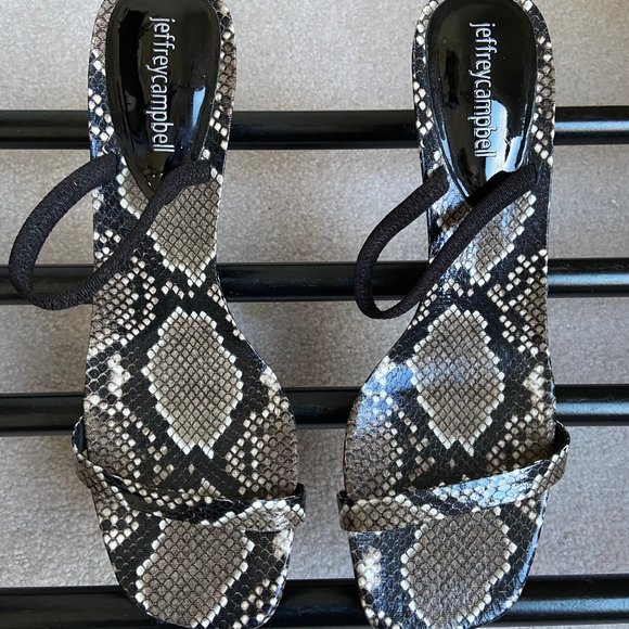 JEFFREY CAMPBELL Shoes - JEFFREY CAMPBELL Women Hera Hi Sandals NEW NWOB